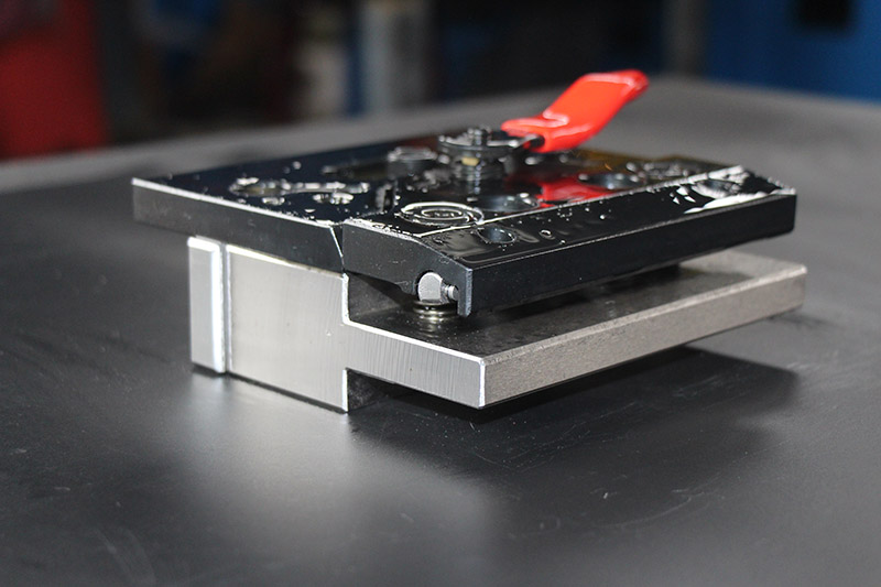 折彎機模具夾板