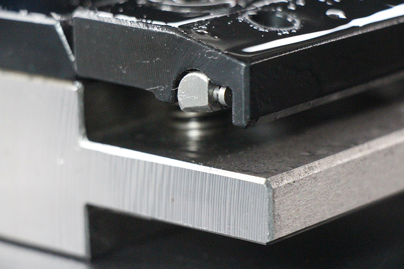 折彎機模具夾板