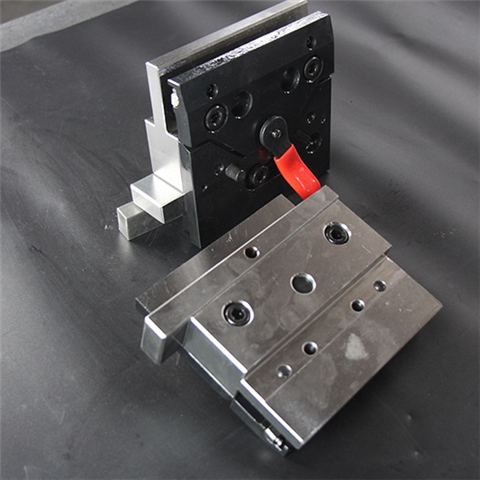 折彎機模具夾板
