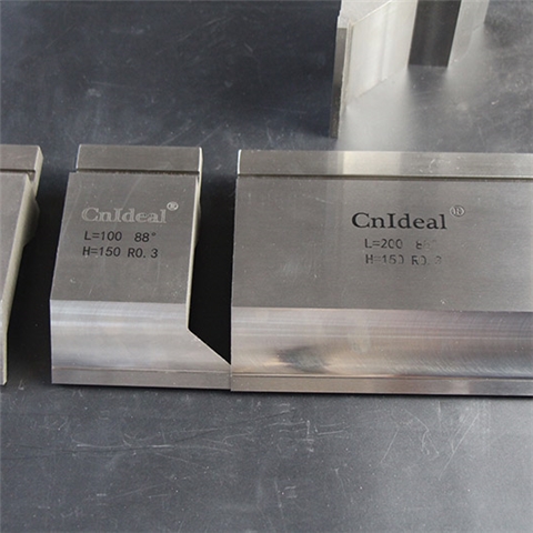 數(shù)控折彎機(jī)上模具